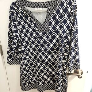 Charter Club Womens Geometric Top Size L Blue 3/4 Sleeve V Neck Stretch